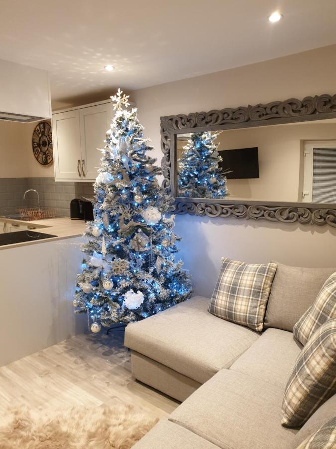 Luxury Five Star Cottage One Tantobie Buitenkant foto