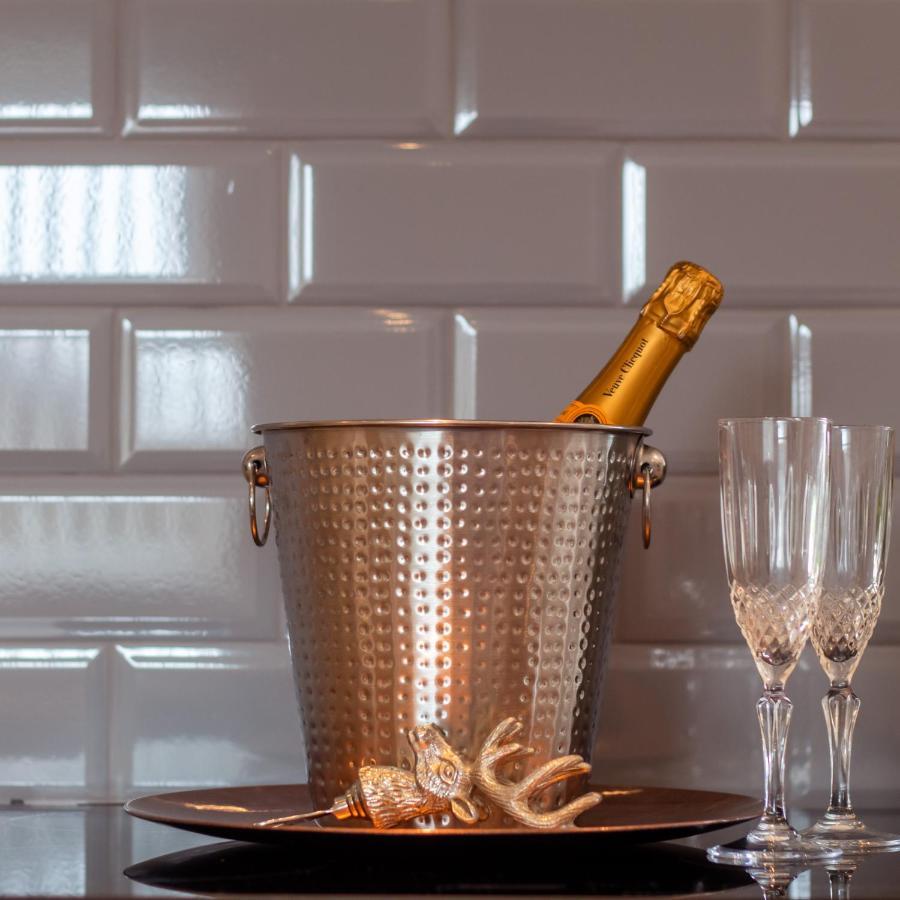 Luxury Five Star Cottage One Tantobie Buitenkant foto