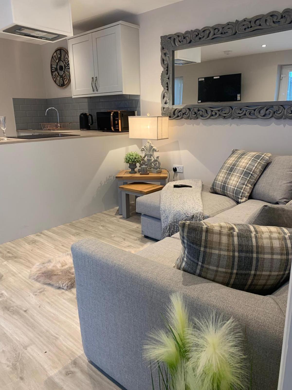 Luxury Five Star Cottage One Tantobie Kamer foto